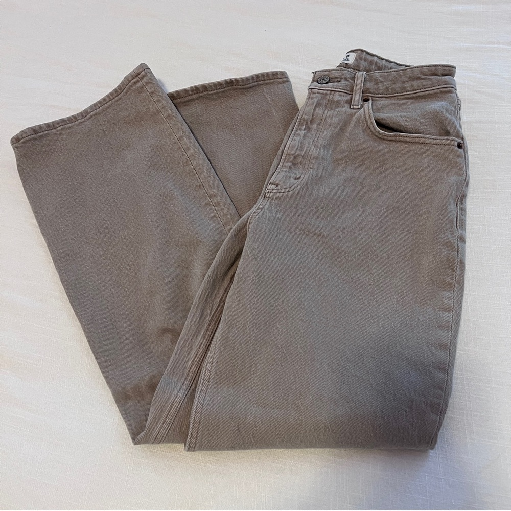 90s relaxed high rise jean